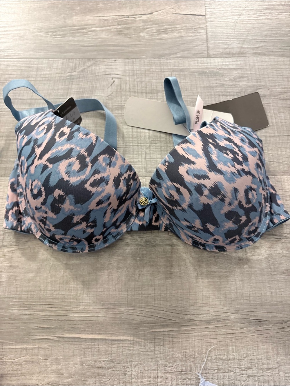 Daisy Fuentes bra set of 2
